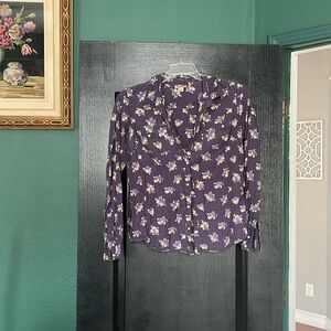 Floral button up clasp shirt